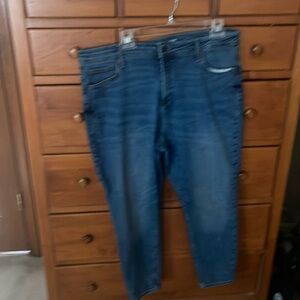 Size 16 short Old Navy, rockstar, super skinny, high-rise jeans